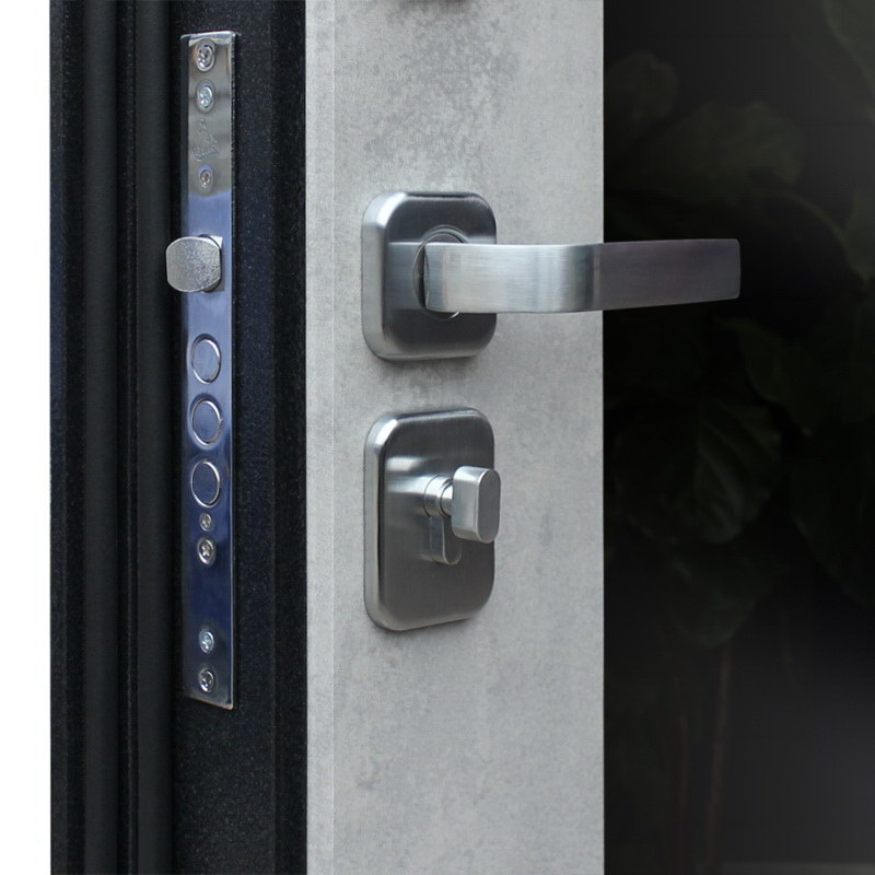 Входная дверь Спартак Б с зеркалом