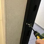 Как отрегулировать входную дверь