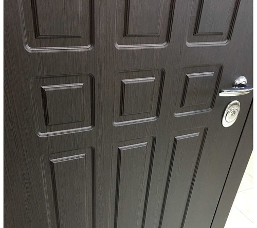 Входная дверь Сенатор береза мореная